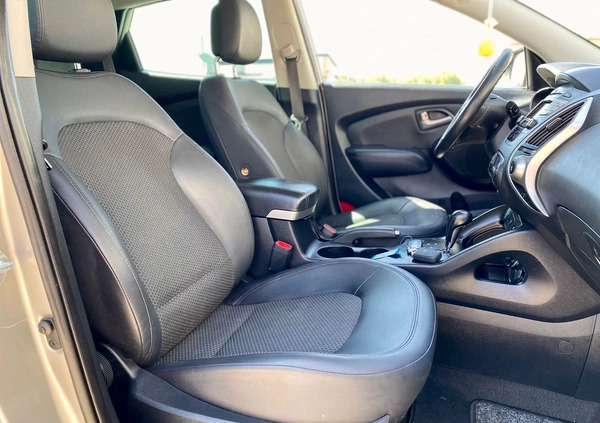 Hyundai ix35 cena 41900 przebieg: 187000, rok produkcji 2011 z Pisz małe 301